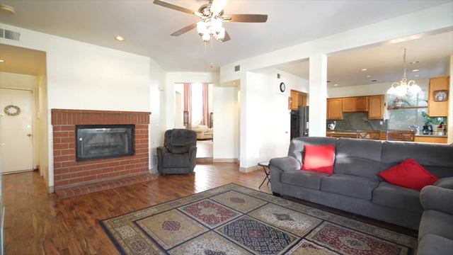 🚨JUST LISTED!🚨 Westside 5 🛌 Pool & Spa Home w/ A 3 Car Garage 😃 смотреть онлайн