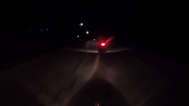 KTM 640 X SUZUKI BANDIT 600 (night joke) смотреть онлайн