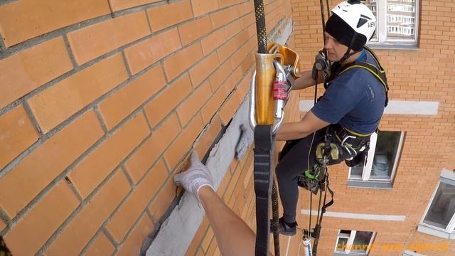 Опасно быть невнимательным пешеходом не только на дороге смотреть онлайн