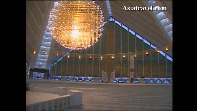 Shah Faisal Mosque, Pakistan by Asiatravel.com смотреть онлайн