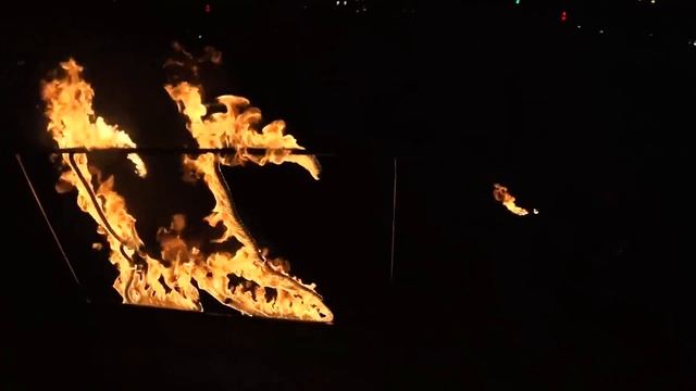 Горячий сюрприз на День Рождения! Новинка. Красивая девушка с огнеметом. Харьков.Эстетика шоу смотреть онлайн