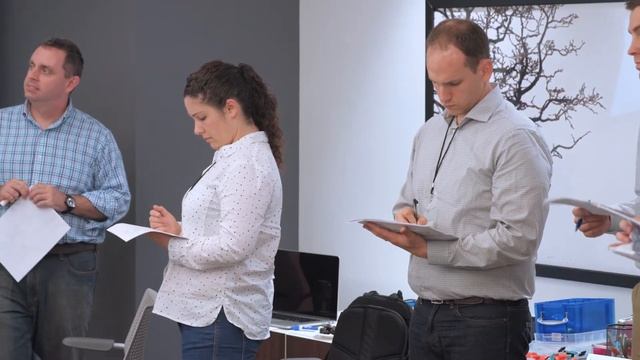 MongoDB's Sales Team смотреть онлайн