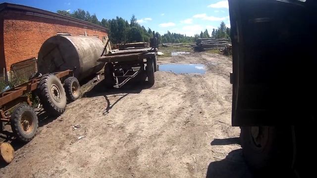 Урал 5557 лесовоз. Снова еду в лес. Потекла обратка. смотреть онлайн