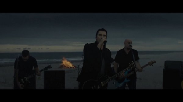 Breaking Benjamin - Angels Fall