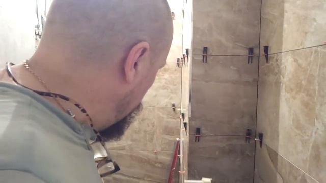 Как разрезать крупноформатную плитку, и какой делать шов смотреть онлайн