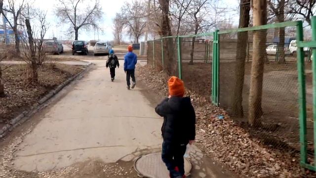 vlog 10.03? КАК СОЛЮ КАПУСТУ / НЕ ВЫЛЕЗУ ИЗ КУХНИ / ПРОГУЛКА / ВКУСНЫЙ СУП / АРИФМЕТИКА смотреть онлайн