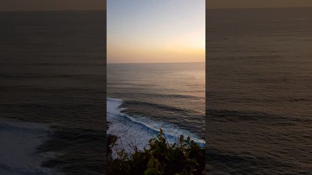 Шикарный закат, Храм Пура Лухур Улувату (Pura Luhur Uluwatu) смотреть онлайн