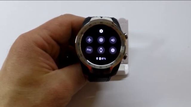 Как быстро отключить звук в смарт-часах TicWatch смотреть онлайн