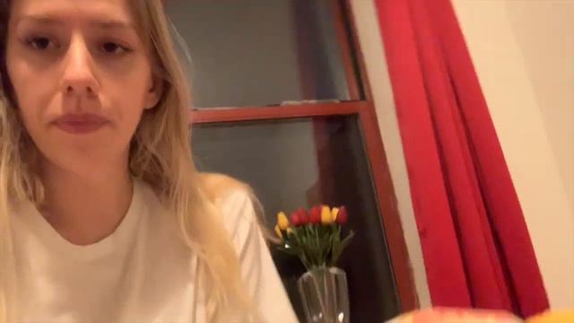 New York: клуб Леонардо Дикаприо, обзор Airbnb East Village смотреть онлайн