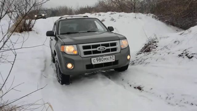 Форд Эскейп подъем по снегу смотреть онлайн