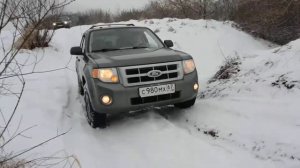 Форд Эскейп подъем по снегу