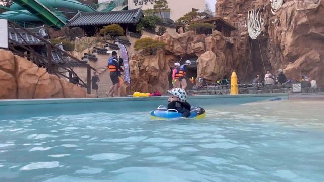 Зимний отдых в аквапарке ❄️