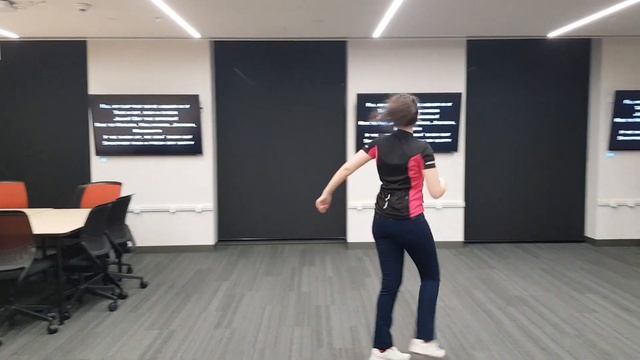 Flashmob choreography - IEEE La Trobe & ESOLU смотреть онлайн