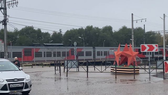 Разгон Ласточки Электропоезд Ласточка Эс2г Разгоняется смотреть онлайн
