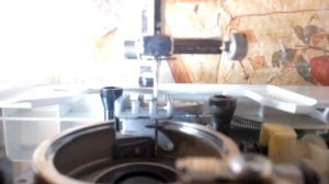 Швейная машина Brother не захватывает нижнюю нить