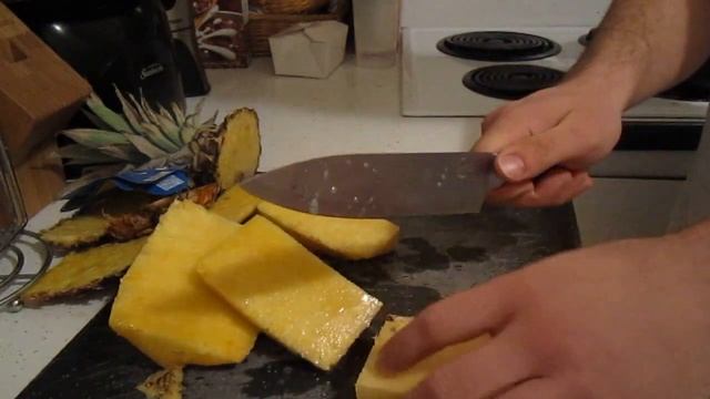 Как да нарежем ананас - бързо и лесно смотреть онлайн