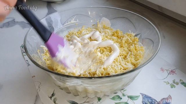 Самый вкусный салат на праздничный стол/Салат с креветками/ Салат "Креветки под шубой". смотреть онлайн