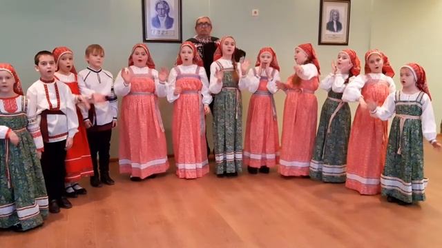 "У наших воротьев", Белг.обл. смотреть онлайн