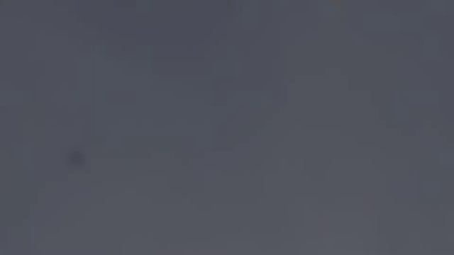 первый кирпич