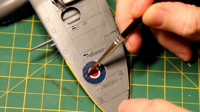 Spitfire Mark IX in Mediterranean Blue Malta scheme (Eduard 1:48 scale model aircraft) смотреть онлайн