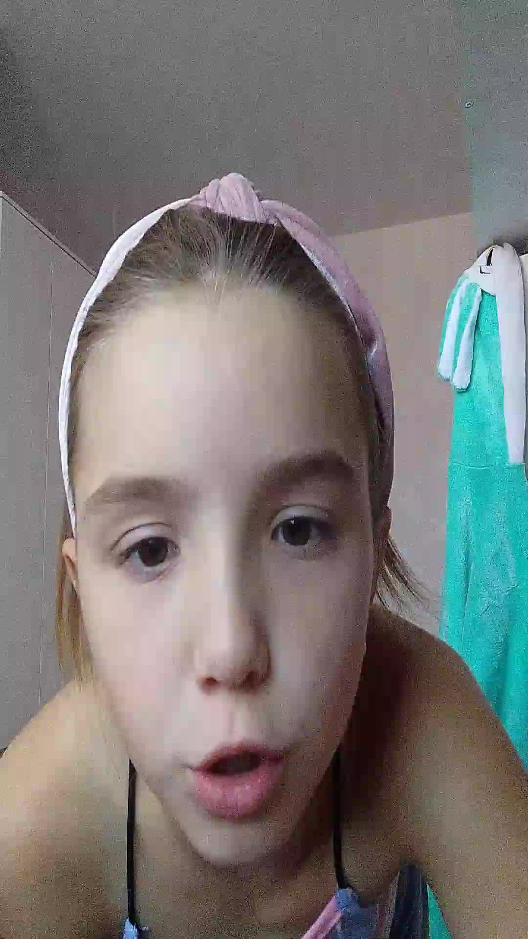 опять уборка смотреть онлайн