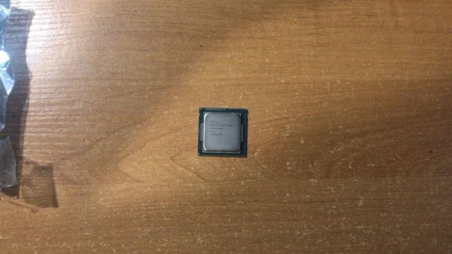 Unpacking and bench the CPU i7-4790K from eBay смотреть онлайн