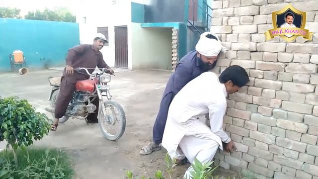Building Girana ka 5lakh | Sariki Drama Haji khan tv #buildingfallingfunnyvideo смотреть онлайн