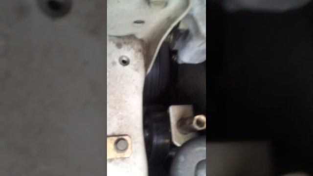 2002 Nissan Maxima Engine knocking/rattle noise at Idle смотреть онлайн