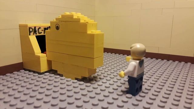 Lego Pac-Man Arcade Game Part 2: Pac-man Escapes From His Game смотреть онлайн