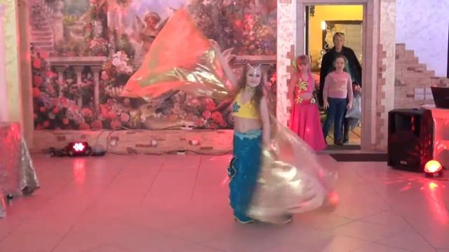 Видео Презентация: Детская восточная Вечеринка "Принцессы танца", 24 апреля 2016 смотреть онлайн