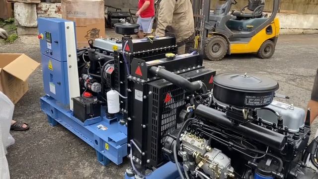 Ад18-т230-2р Завод НЗГУ мощность генератора 18квт, напряжение 220, мотор на 1500 оборотов смотреть онлайн