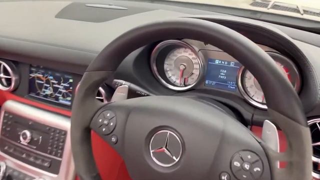 Tấn giải trí | Mercedes SLS AMG Black Series