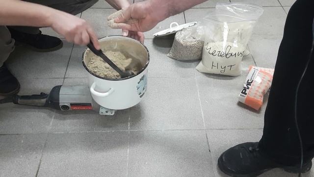 СУПЕР МУКОМОЛКА ЗЕРНОДРОБИЛКА ИЗ БОЛГАРКИ смотреть онлайн