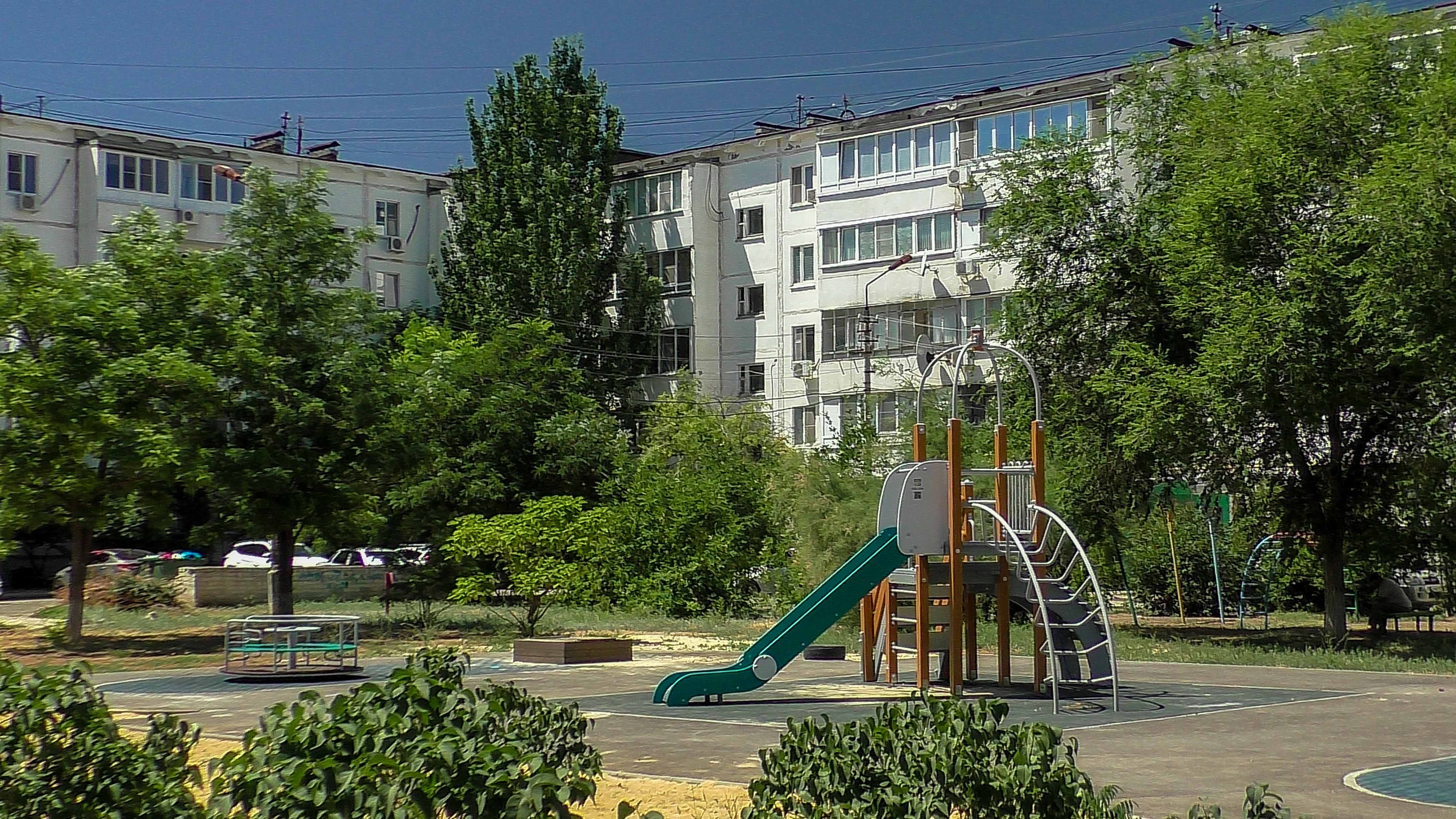 Волжские дворы – для детворы смотреть онлайн