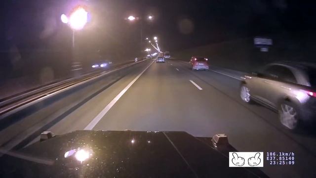 Купил Гелендваген, дороги в Москве стали свободнее. Запись видеорегистратора. смотреть онлайн