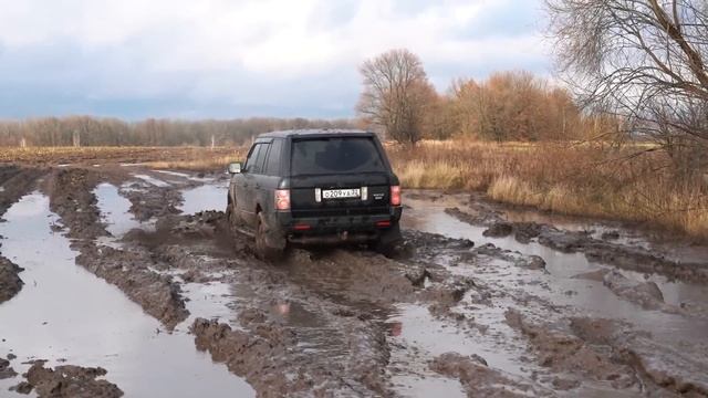 МЫ ОФИГЕЛИ! LAND ROVER VOGUE, BMW X5 против SUZUKI, MITSUBISHI, TOYOTA, НИВ И УАЗОВ на БЕЗДОРОЖЬЕ смотреть онлайн