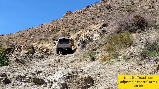 Ford Transit Trail Running Mojave Desert смотреть онлайн