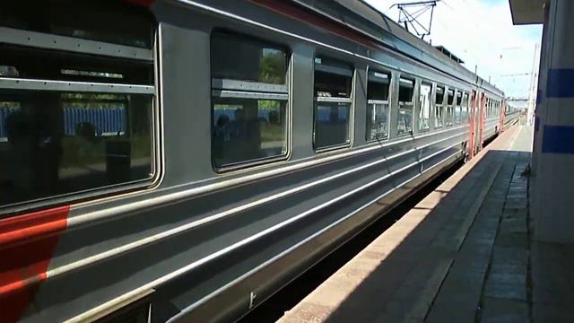 Электропоезд ЭД4М-0145 смотреть онлайн