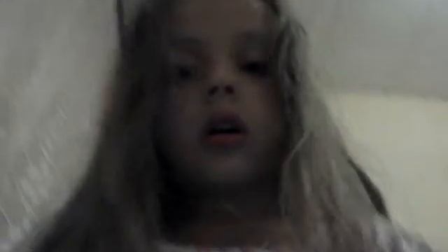 Маргоша сочинила песню,пока мама уехала. смотреть онлайн
