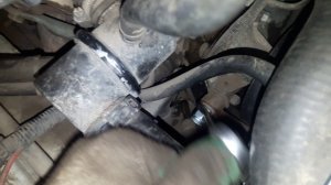 Как поменять помпу на шевроле ниве своими руками?