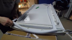 Замена уплотнителя на холодильнике Ariston \ Indesit
