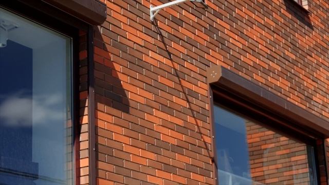 Загородные дома из материалов ЛСР. Из чего построить дом?