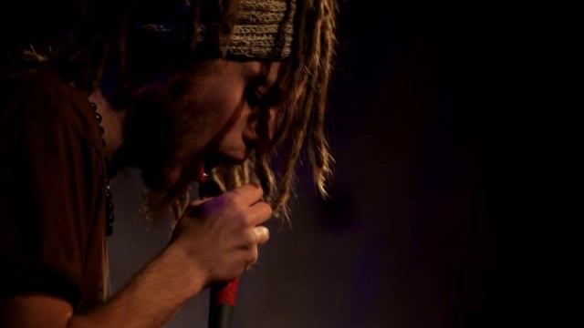 Mc Xander - Message In My Roses