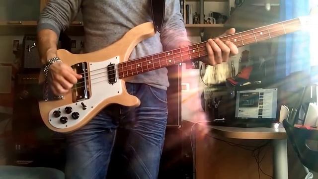 Paul McCartney&Wings-Reception-Bass Cover смотреть онлайн