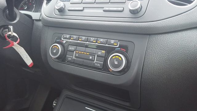 Volkswagen Golf Plus 1.2 TSI Style 5 dr. | ECC | Trekhaak | PDC | Audio | Stl. verwarming смотреть онлайн