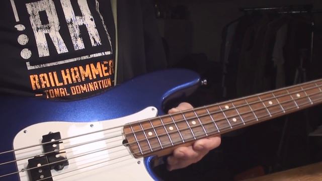 Fender USA Precision Bass Guitar смотреть онлайн