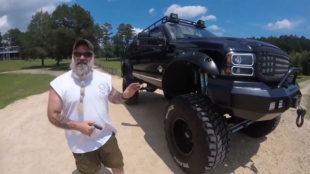 The ULTIMATE Ford Excursion!!