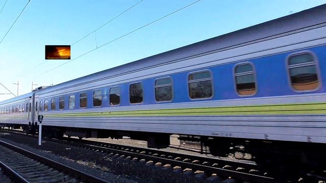 ЧС8-009 с поездом №8 Черновцы - Киев смотреть онлайн