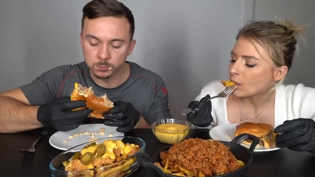 Wir essen 1 Tag lang nur ASMR Essen смотреть онлайн