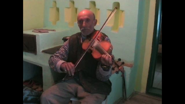 Music from Moldova: Alexandru Iancu plays Wedding March смотреть онлайн